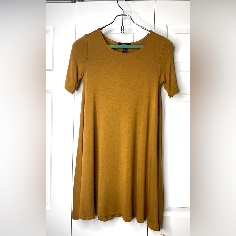 FOREVER 21 Short-sleeve, Scoop-neck, Knee Length Dress [Tumeric Color] Size:S
